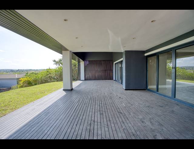 4 BEDROOM HOUSE FOR SALE IN PALM LAKES ESTATE